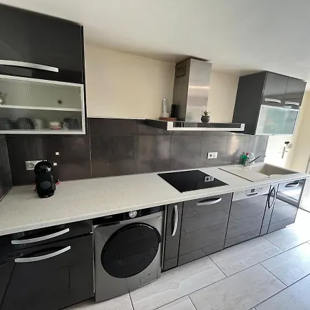 Dom wakacyjny Maison De Avec Jardin